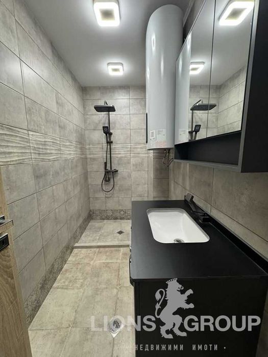 Продава се Тристаен апартамент в Варна, Център - 88 кв.м за 1316 €/кв.м - Снимка #4