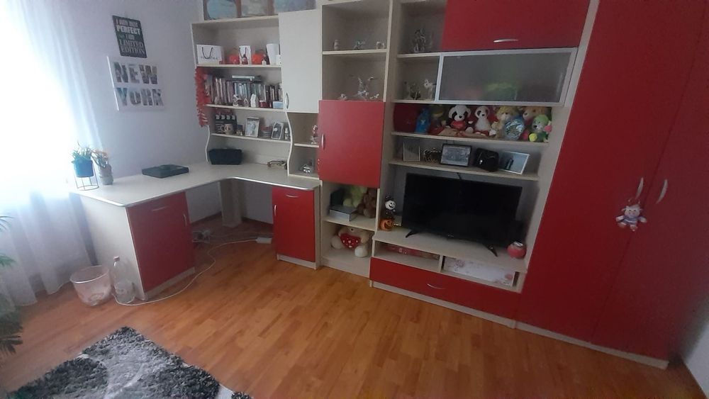 Mobilă dormitor / cameră completă – stare foarte bună