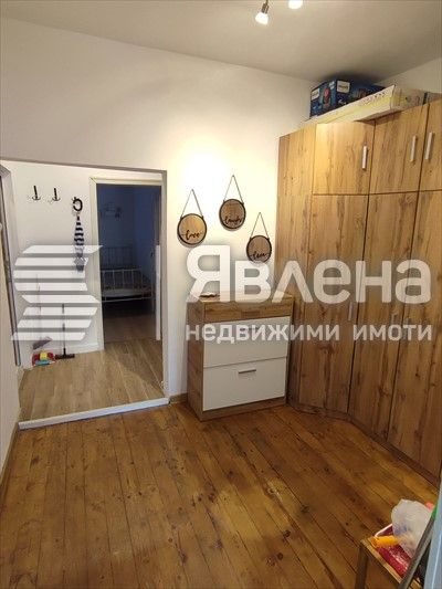 Дава се под наем Тристаен апартамент в Пловдив, Център - 85 кв.м за 500 € - Снимка #5