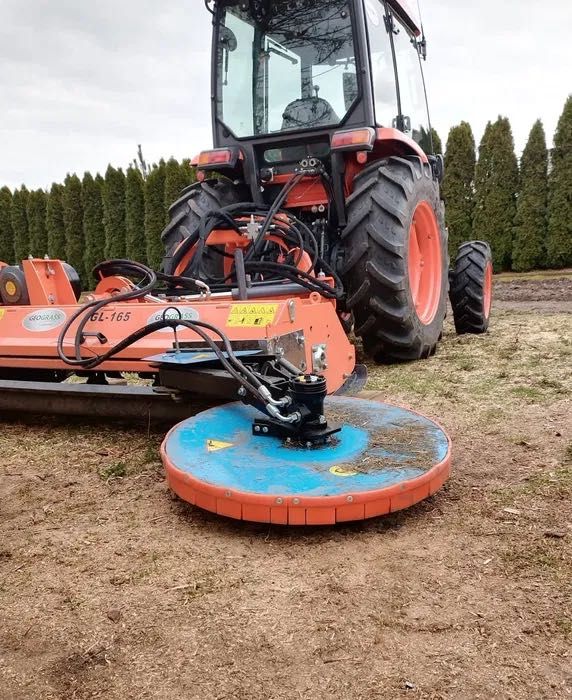 Отклоняваща се косачка