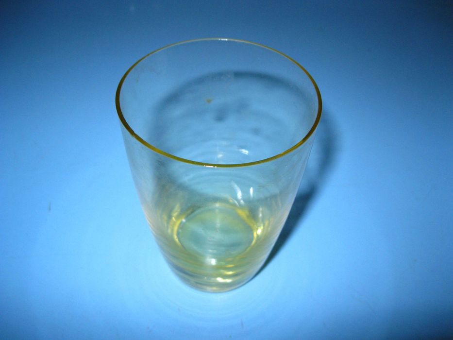 Хрусталь, вазы ,стаканы, стопки.