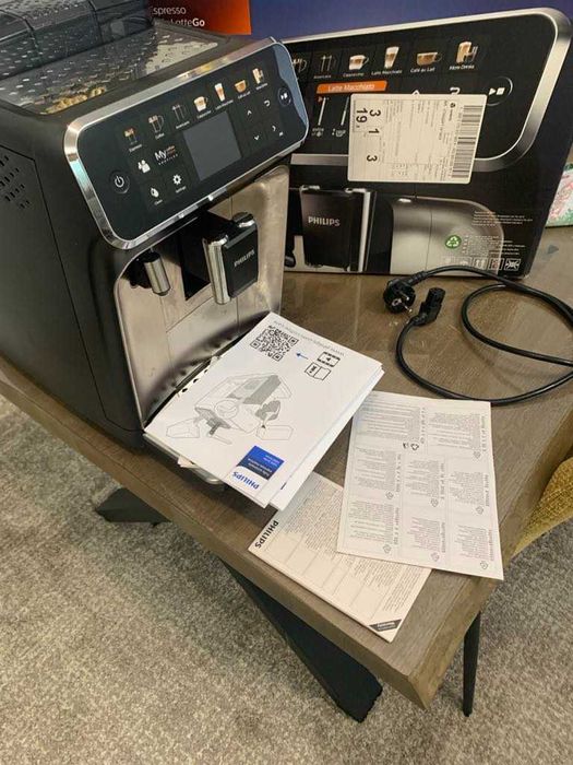 Кафеавтомат Philips LatteGo 5400 Series EP5447/90