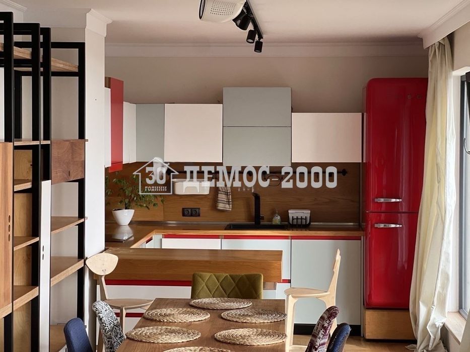 Напълно завършен апартамент в кв.Бриз с ПАРКОМЯСТО