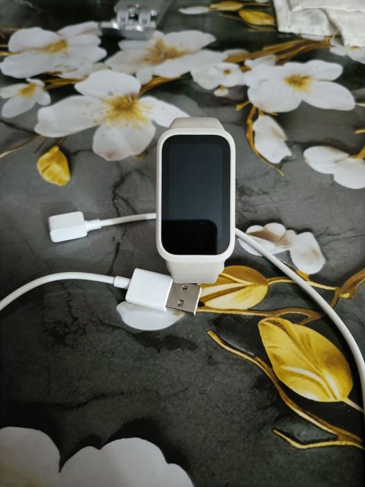 Продам фитнес часы