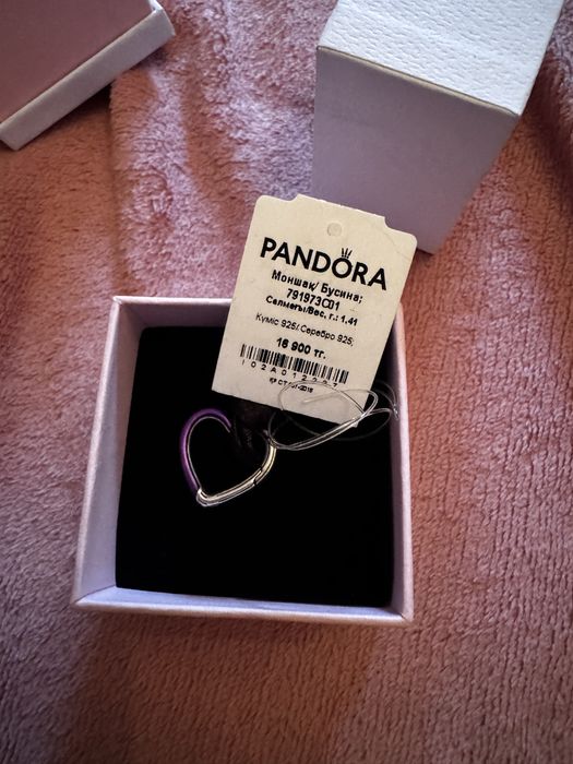 Продам браслет Pandora
