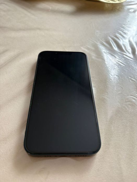 Продам Айфон13 128гб черный