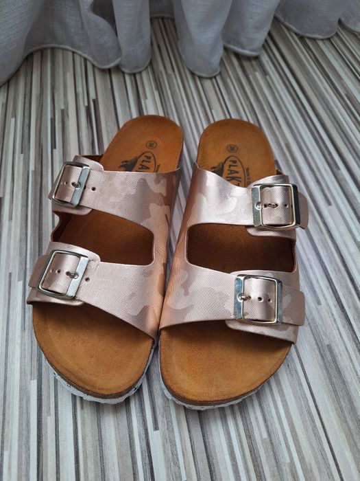 Saboți/sandale piele Plakton mărime 38.