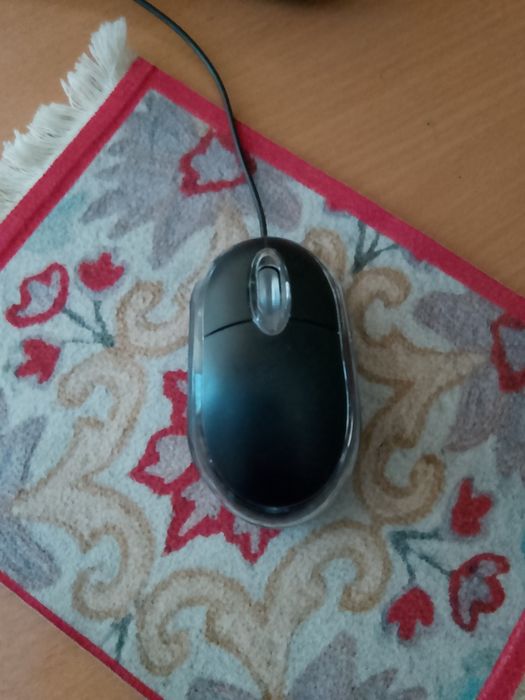 Ноутбук + мыш + коврик