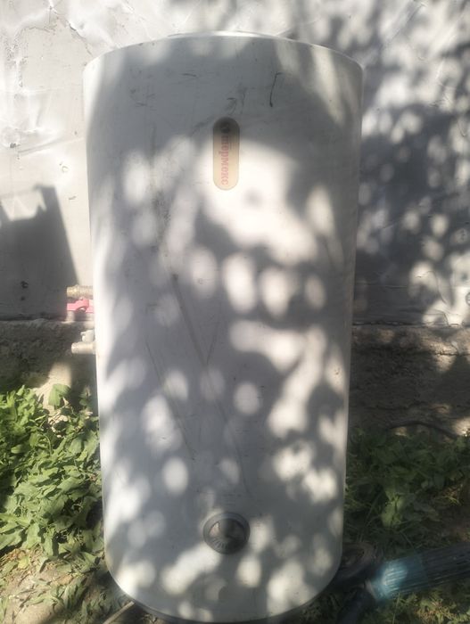 Боллер воды ногреватель