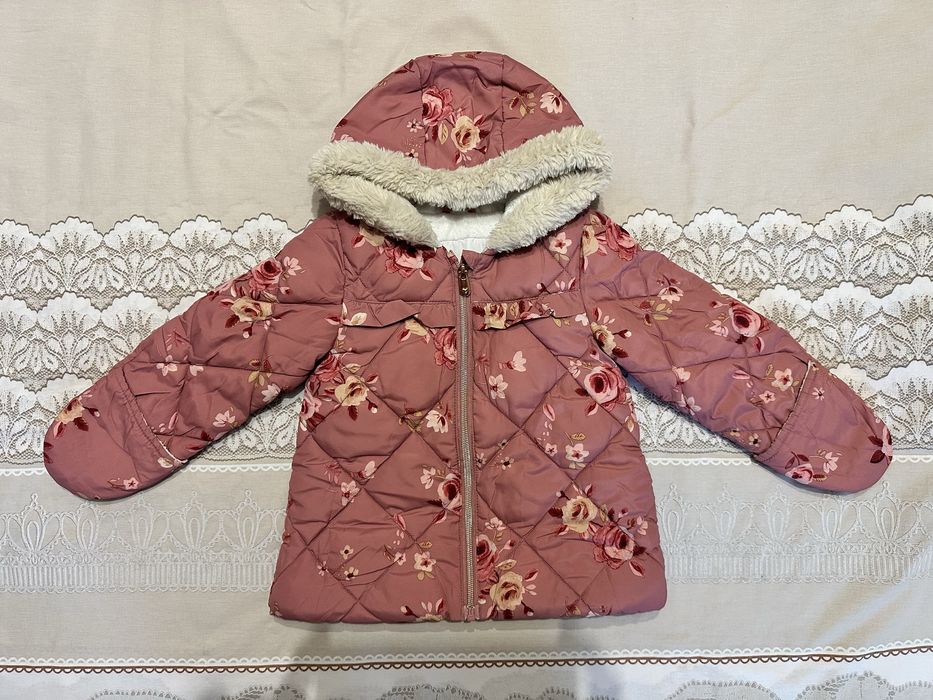 В идеале демисезонная куртка анлийского бренда George на 1-2 года