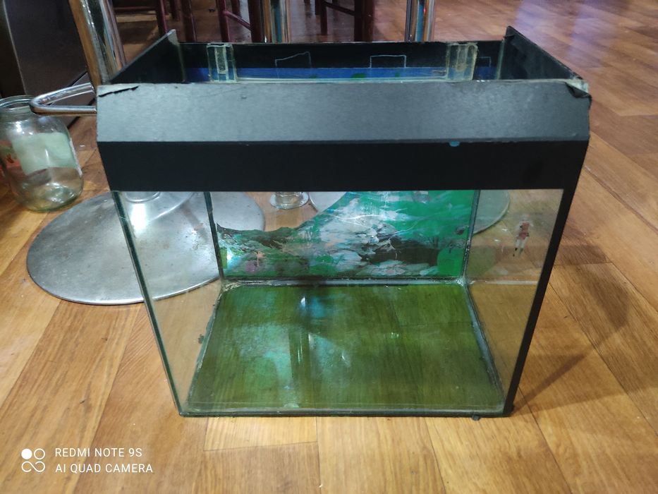 Продам аквариум 35 литров