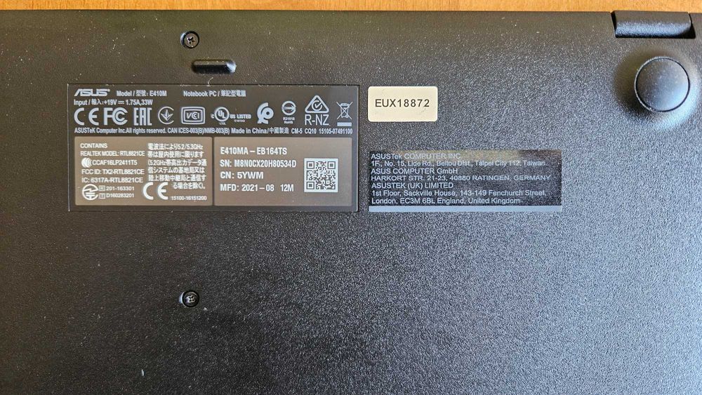 ASUS e410m отличен