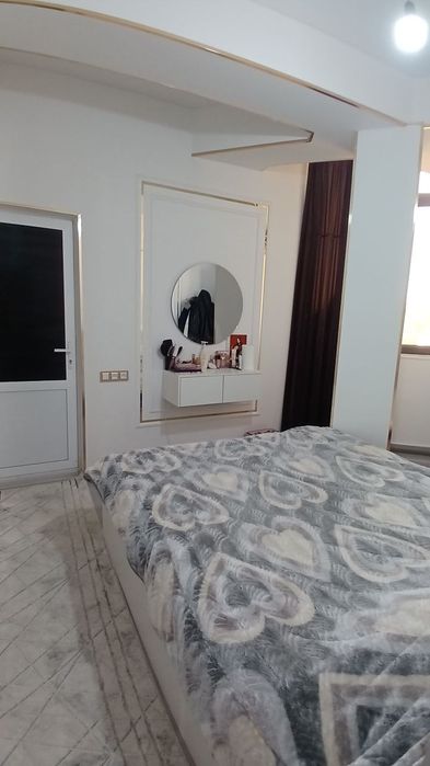 2 xonalik kvartira sotiladi. Uzbekistanskiy