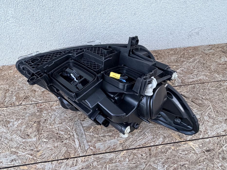 Far stanga Mercedes Vito V Class W447 LED Intelligent Light System