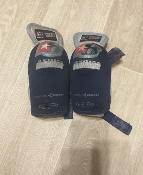 Продам хоккейные налокотники