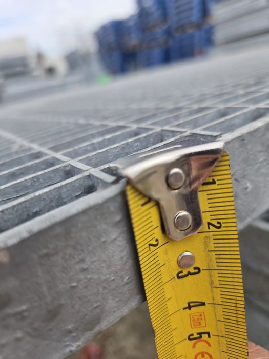 Vindem grătare zincate galvanizate la ori ce dimensiuni se debitează ș