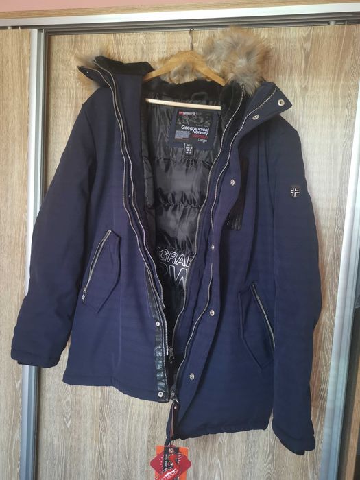Стилно чисто ново зимно яке с еко пух Geographical Norway.