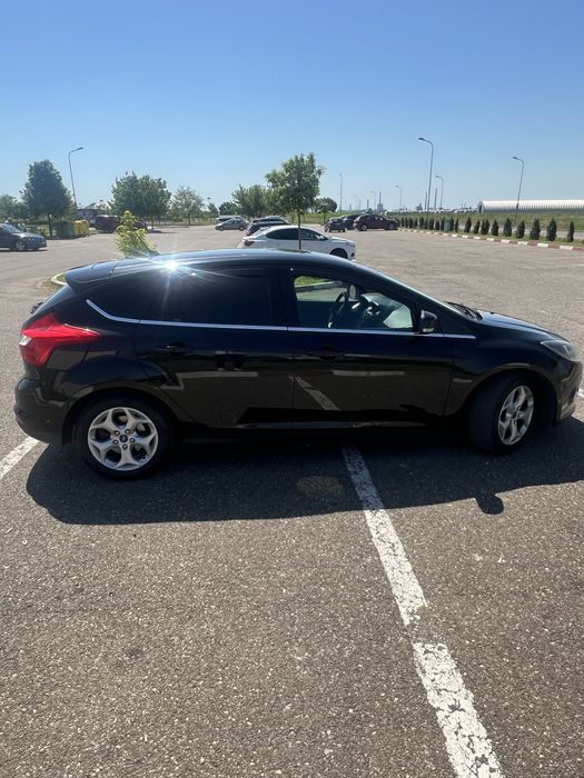 FORD Focus 2013 — imagine 3