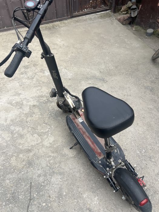 Vând trotinetă electrică JRH !!!
