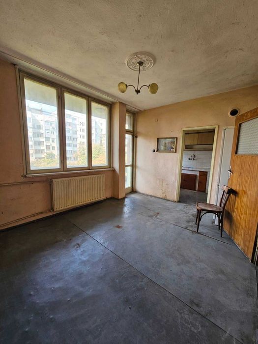 Продава се Тристаен апартамент в Стара Загора, Център - 77 кв.м за 626 €/кв.м - Снимка #2