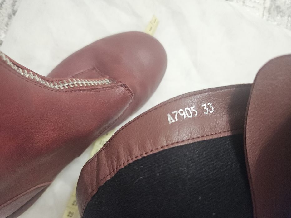 Продам полу сапоги для девочек