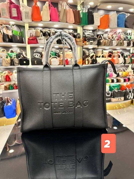 geanta the tote bag