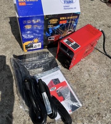 Професионален мини инверторен електрожен Kraft 200A ,250A