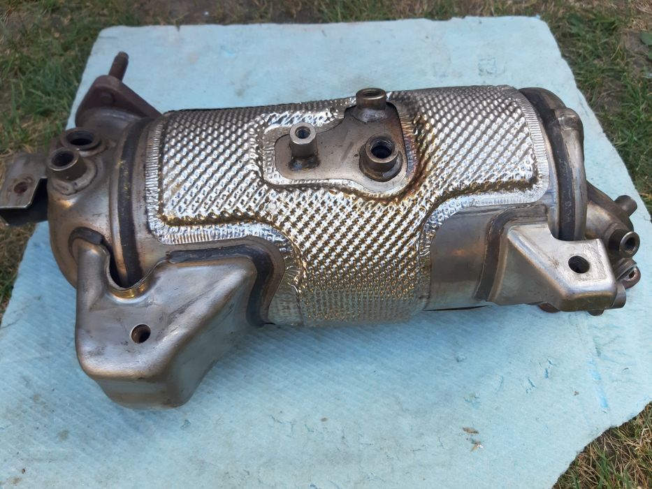 Filtru de particule / DPF Hyundai Tucson 2.0 CRDI E6   DEFECT