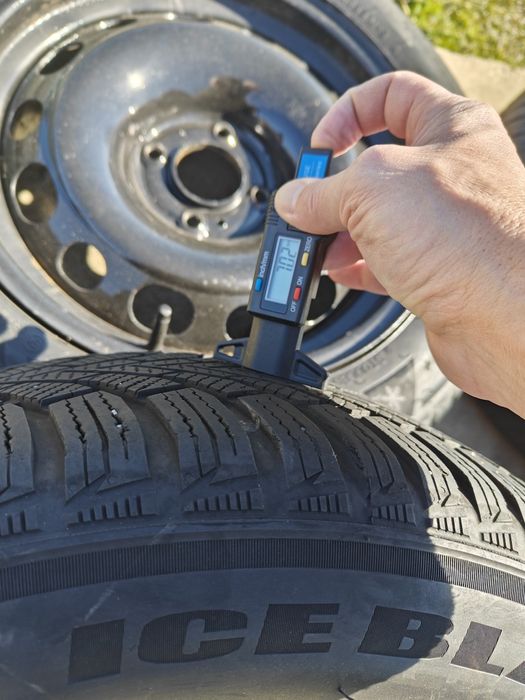 Джанти със зимни гуми 205/55 R16 за Ситроен и Пежо 4х108