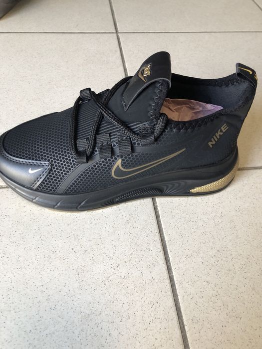 Дамски маратонки