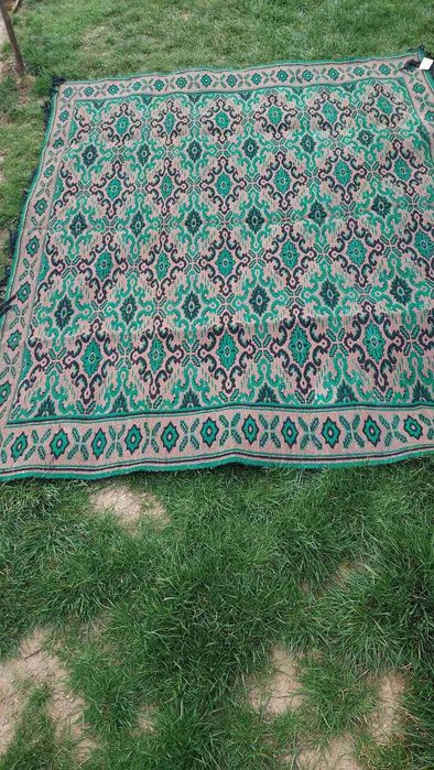 Жакардови килими