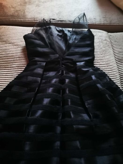 Елегантна  дамска рокля