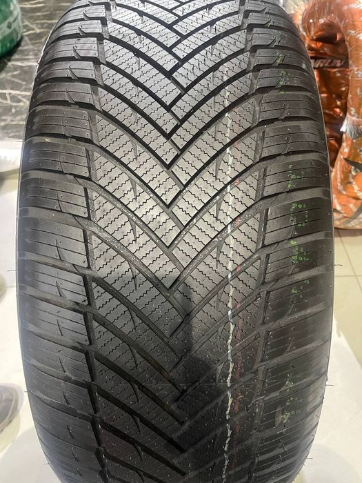 Balon shina imperial 245/50R18