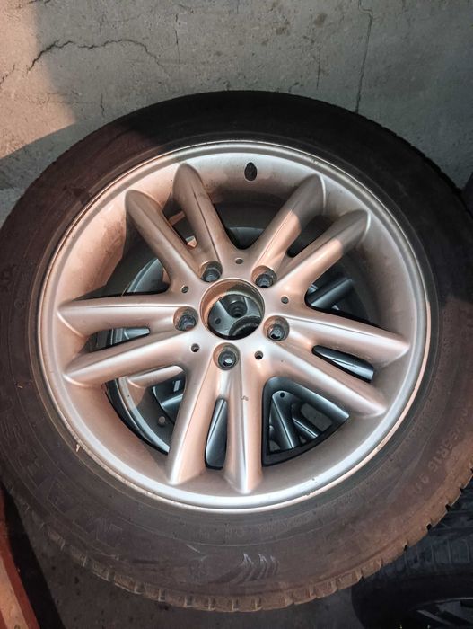 Джанти Мерцедес 16 5х112 66.6 с зимни гуми маршал