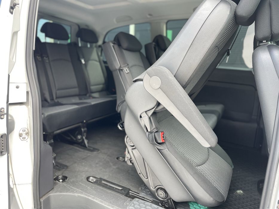 Mercedes Vito Business 8+1 / CUTIE AUTOMATA / LED / 2013 / TRAPA