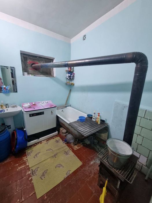 Uy sotiladi manzil Sayxunobod