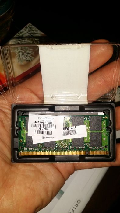 Memorie RAM laptop 1G