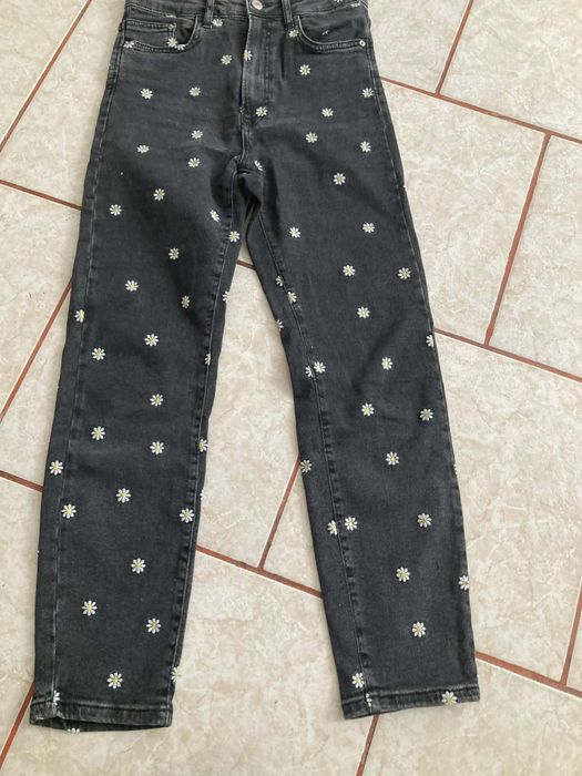 Vând bluza și pantaloni copii