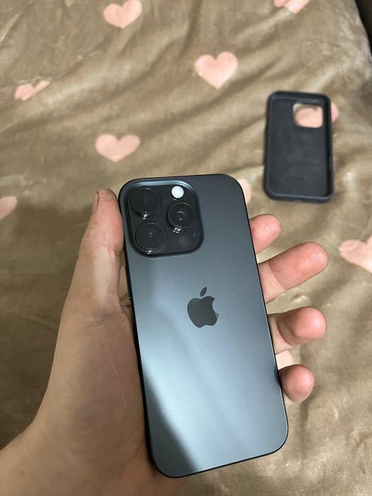 Продам iPhone 16 pro