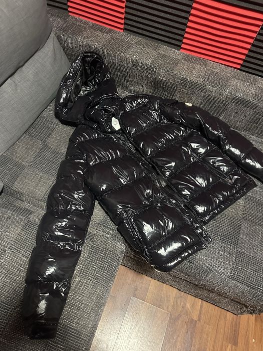 Geaca Moncler Lucioasa