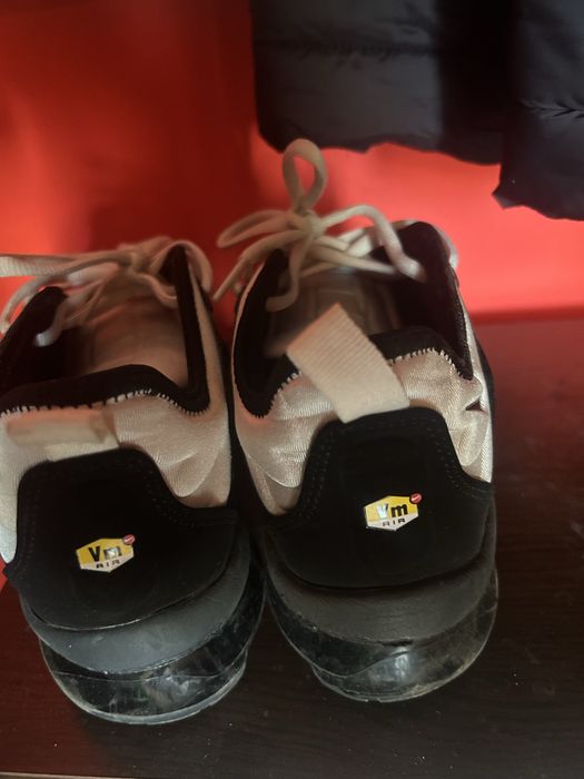 Nike vapor max plus white