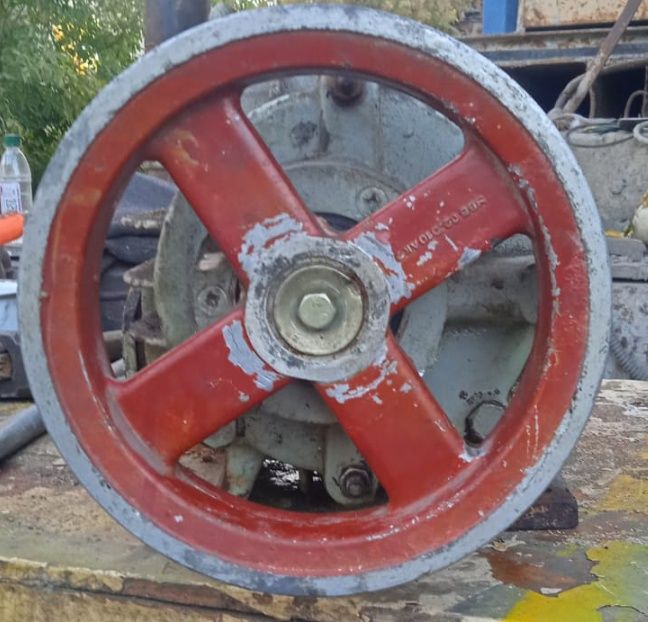 Насос  вакуумный