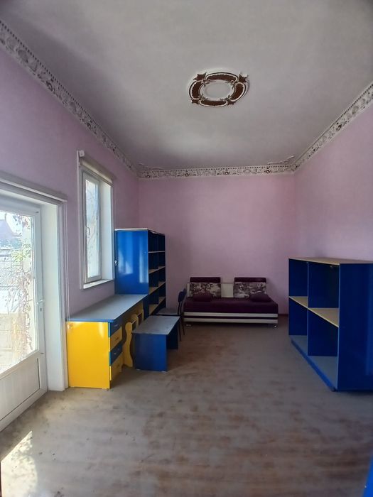 Продаётся 3-х уровневый дом