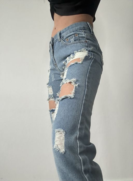 Blugi XS rupti talie joasă