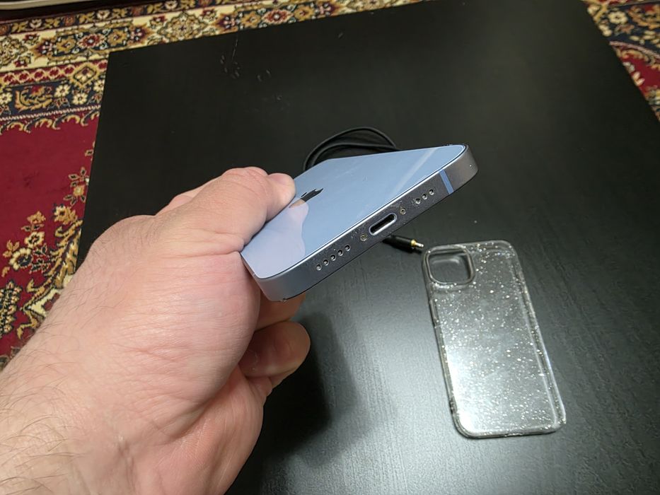 Продам Apple iPhone 14