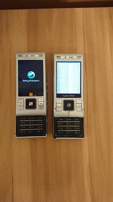 Telefone Sony C905