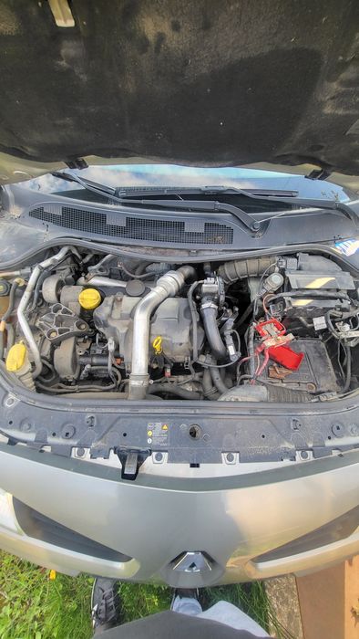 RENAULT MEGANE 2  Motor cu probleme