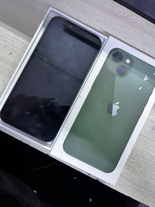 продам iphone 13