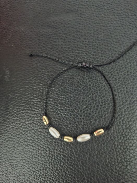 Brățari dama,cu bilute aurii din oțel inoxidabil