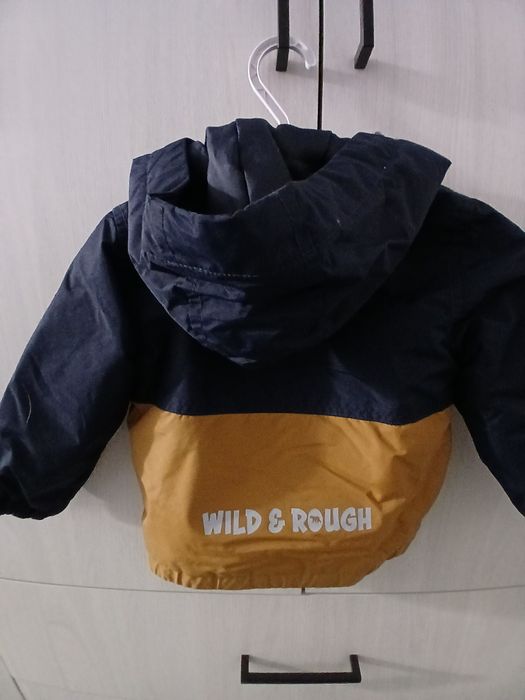 Продам куртку весна